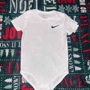 Nike White and Black Baby Bodysuit